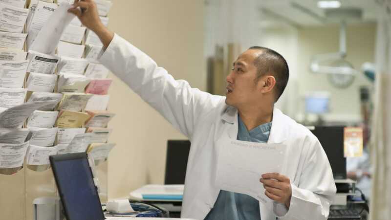 Why You Should Get A Degree in Healthcare Administration